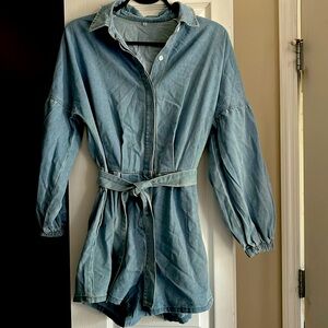 Women’s Denim “Apple Picking Balloon Sleeve” Romper size Small